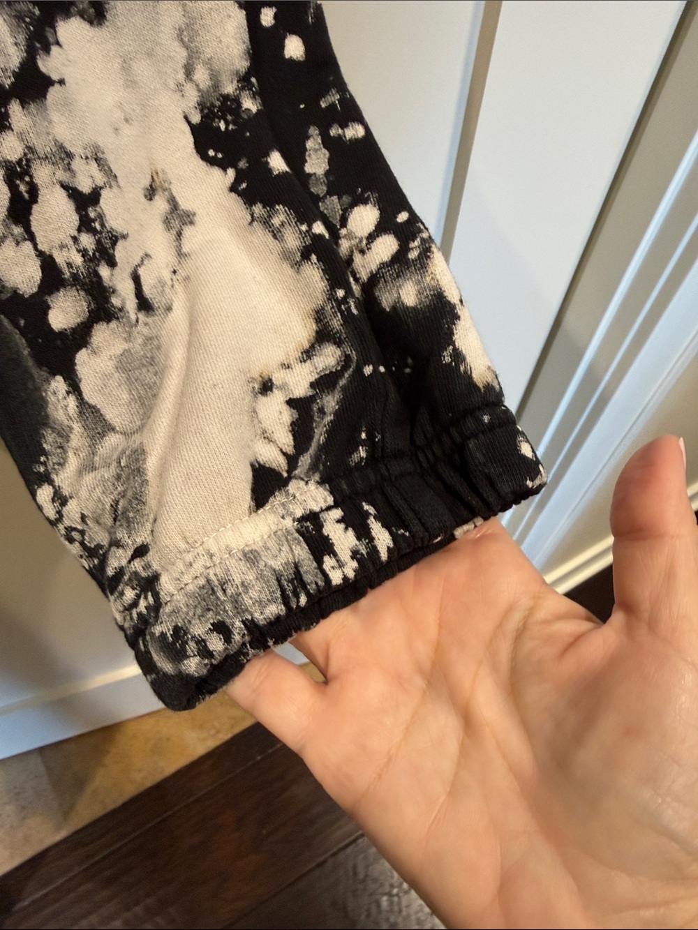 Cotton Citizens black and white cloud sweatpants worn once - Picture 3 of 6